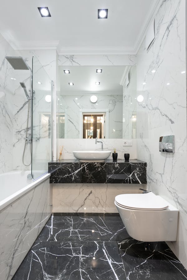 bathroom with creative lighting for visual efect