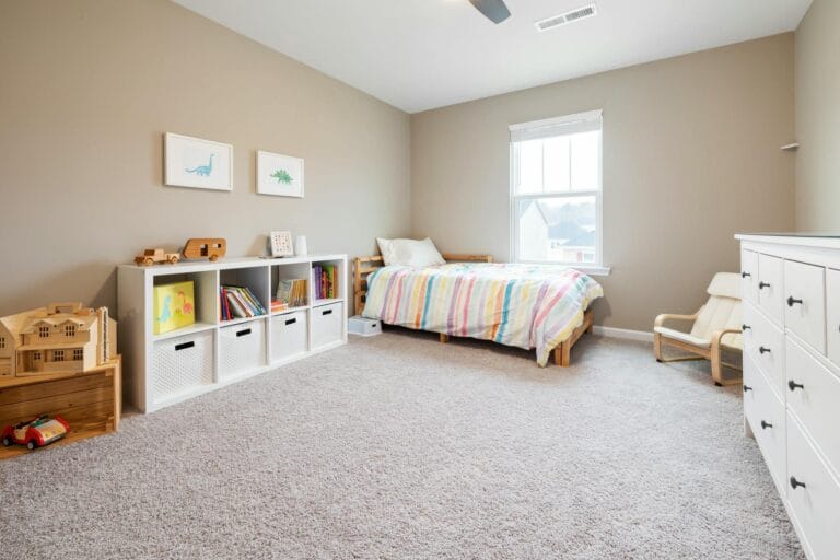 girls bedroom